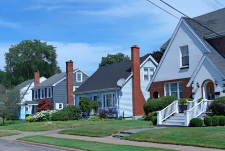 Can Invitees and Licensees File a Premises Liability Claim?